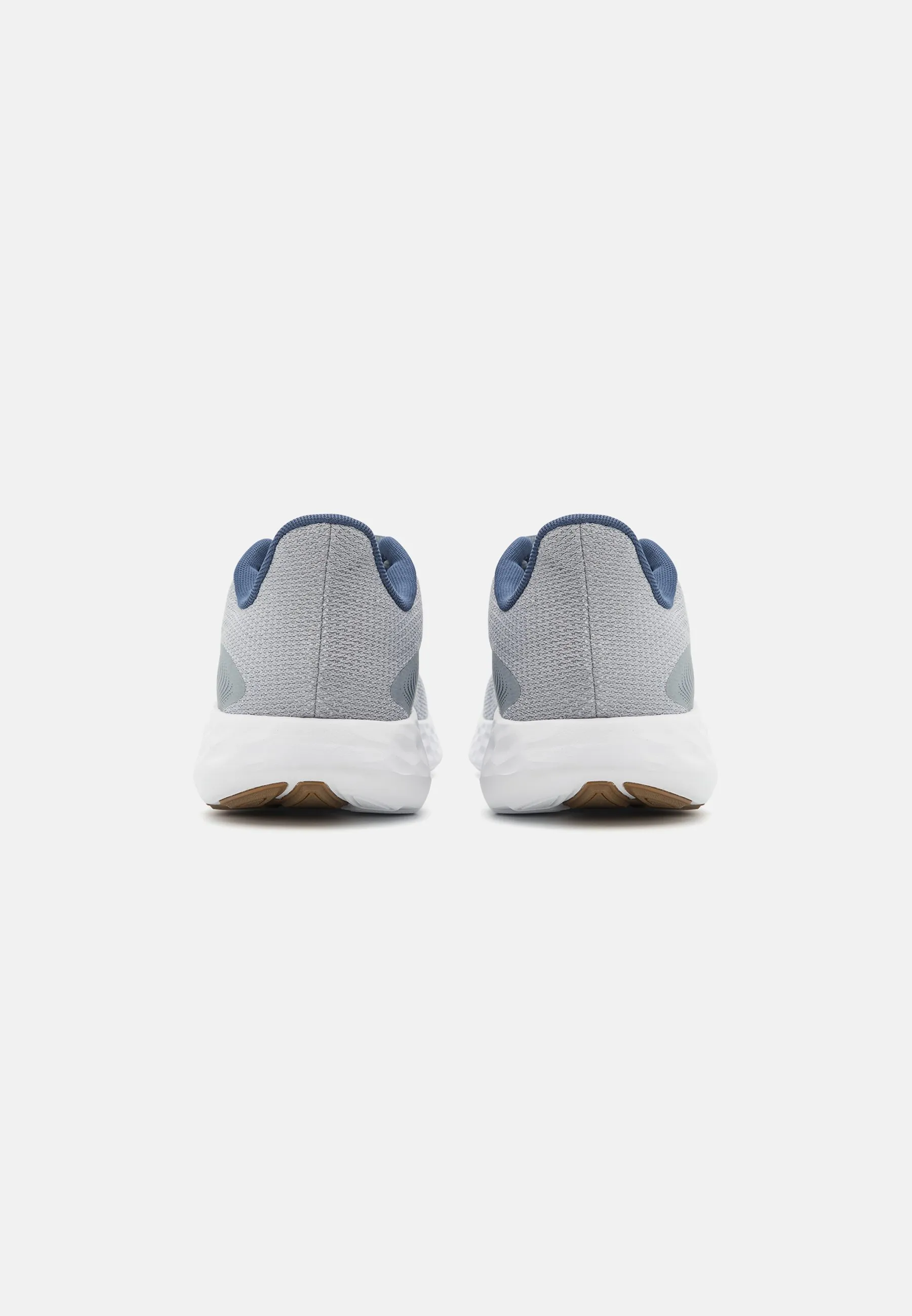 411V3 - Scarpe running neutre