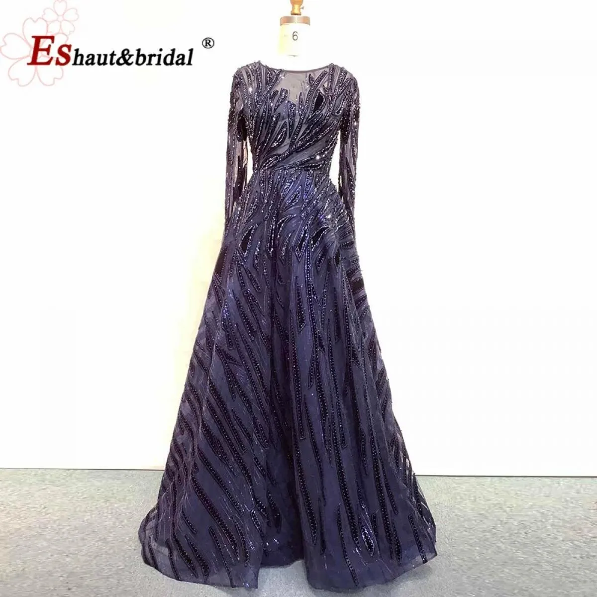 Abiti da sera a maniche lunghe Abiti da sera in velluto da sposa Maniche eleganti in cristallo