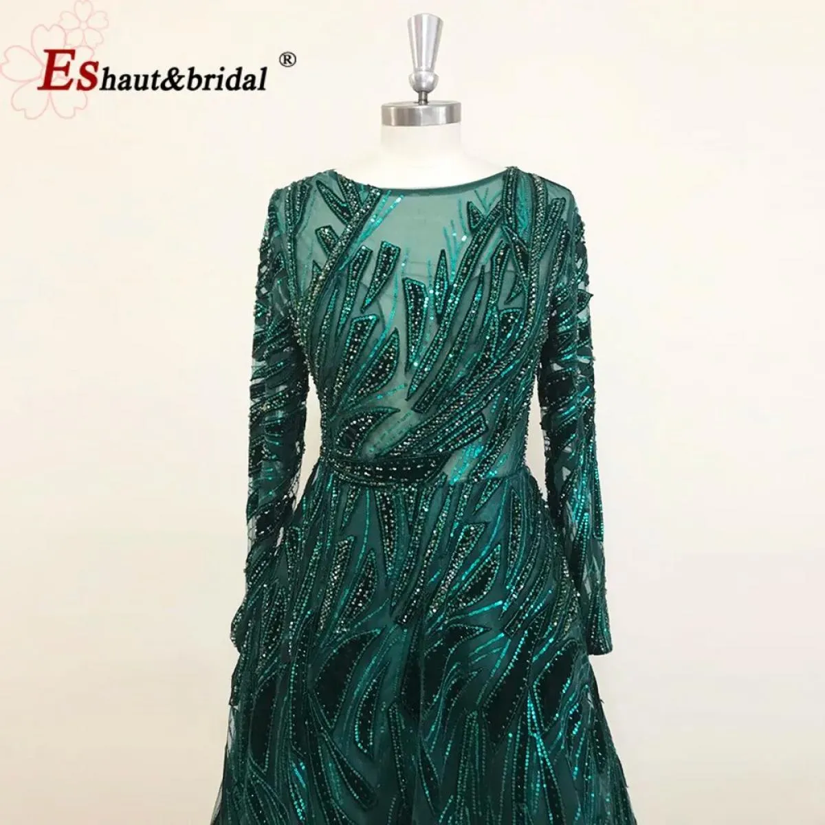 Abiti da sera a maniche lunghe Abiti da sera in velluto da sposa Maniche eleganti in cristallo