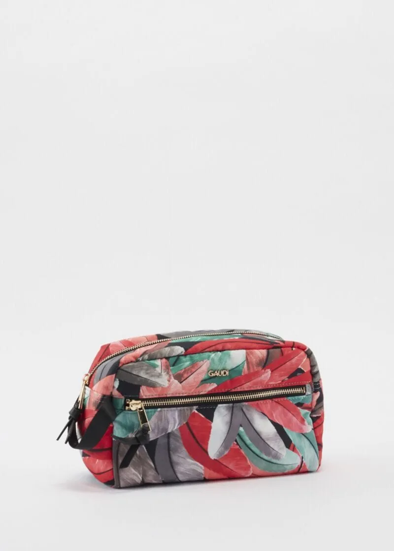 Beauty in nylon tropicale