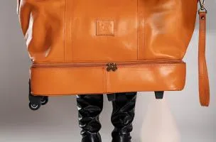 Borsa in vera pelle Kehlani, marrone chiaro