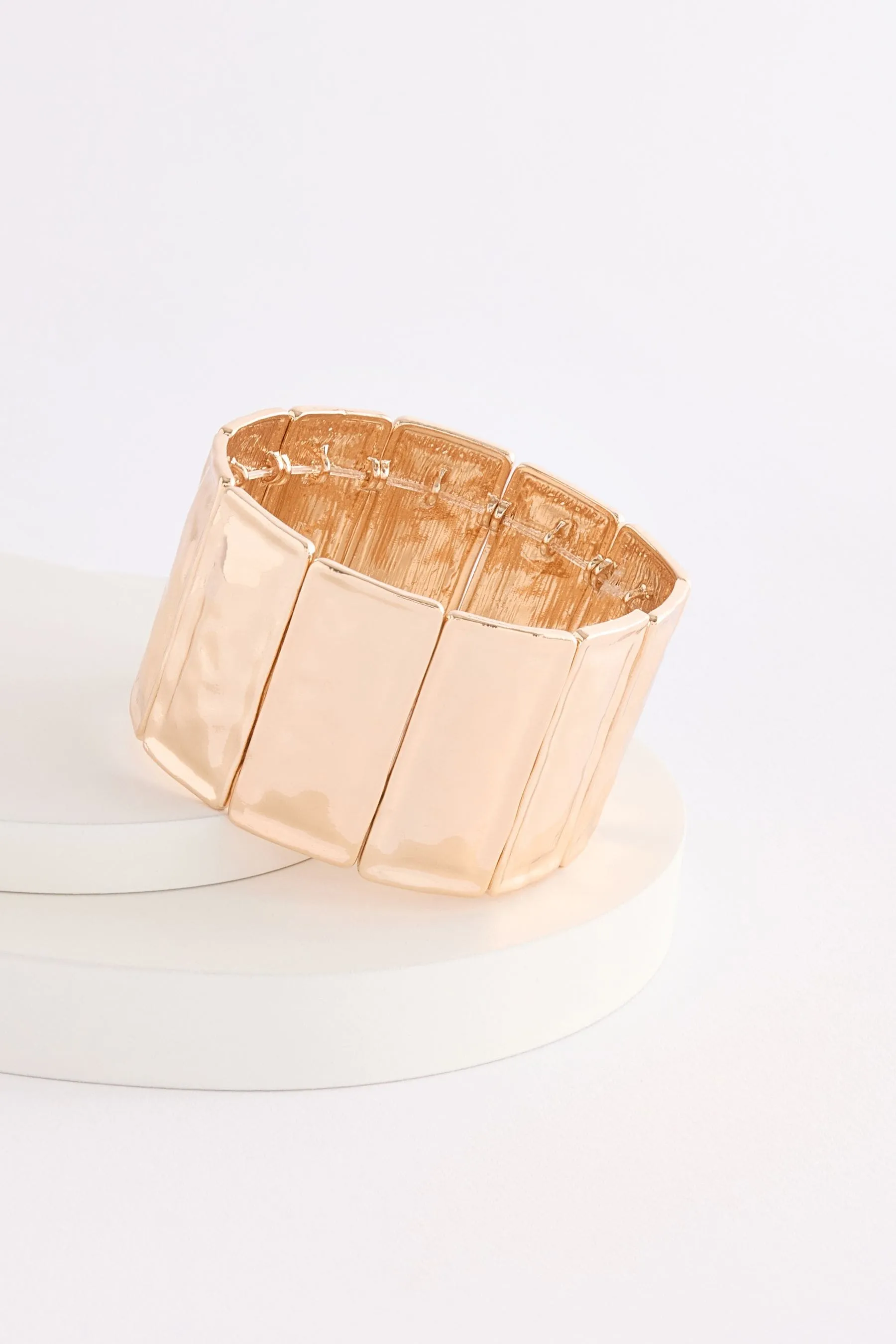 Bracciale elasticizzato a pannelli