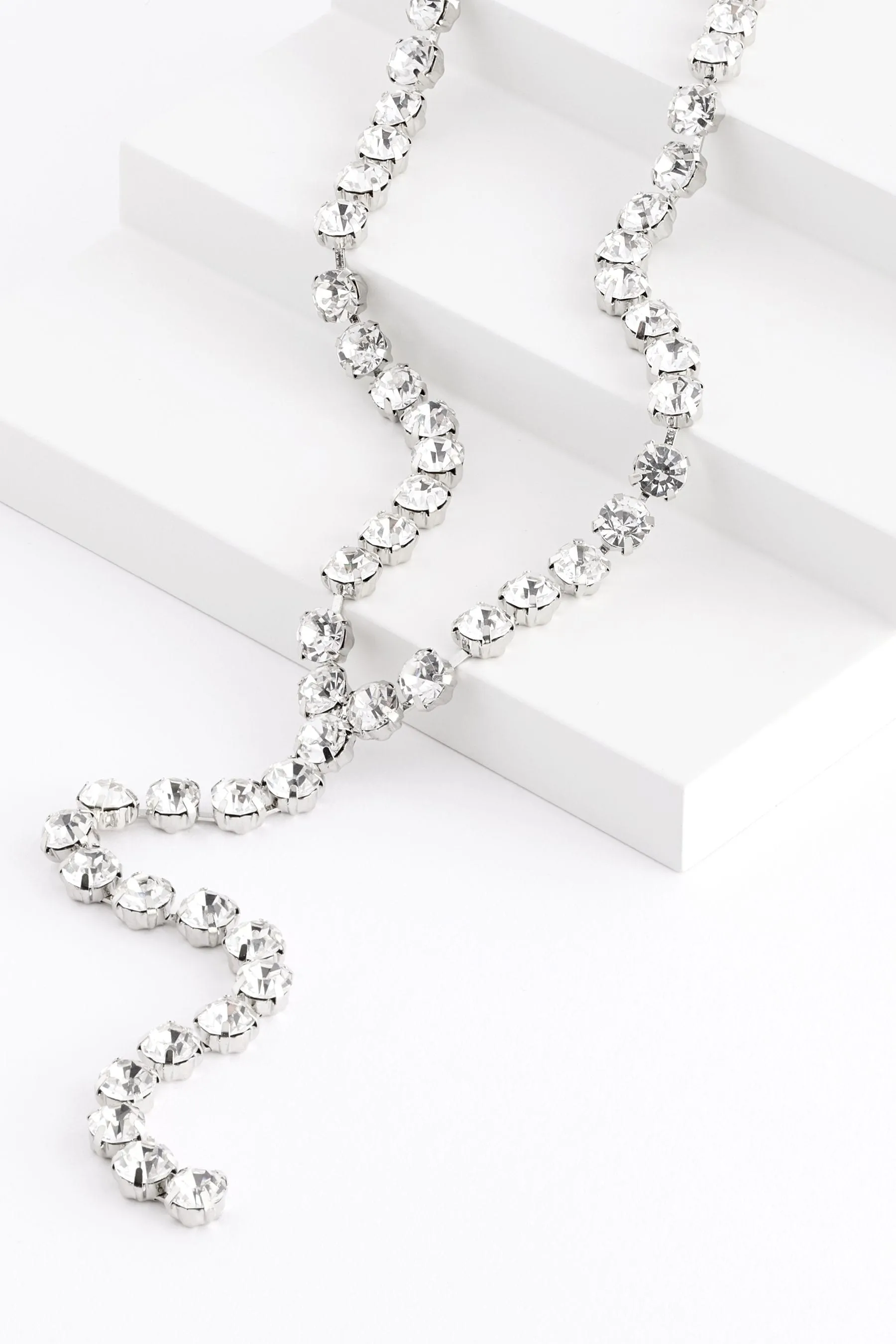 Colore argento  - Collana con catena a Y