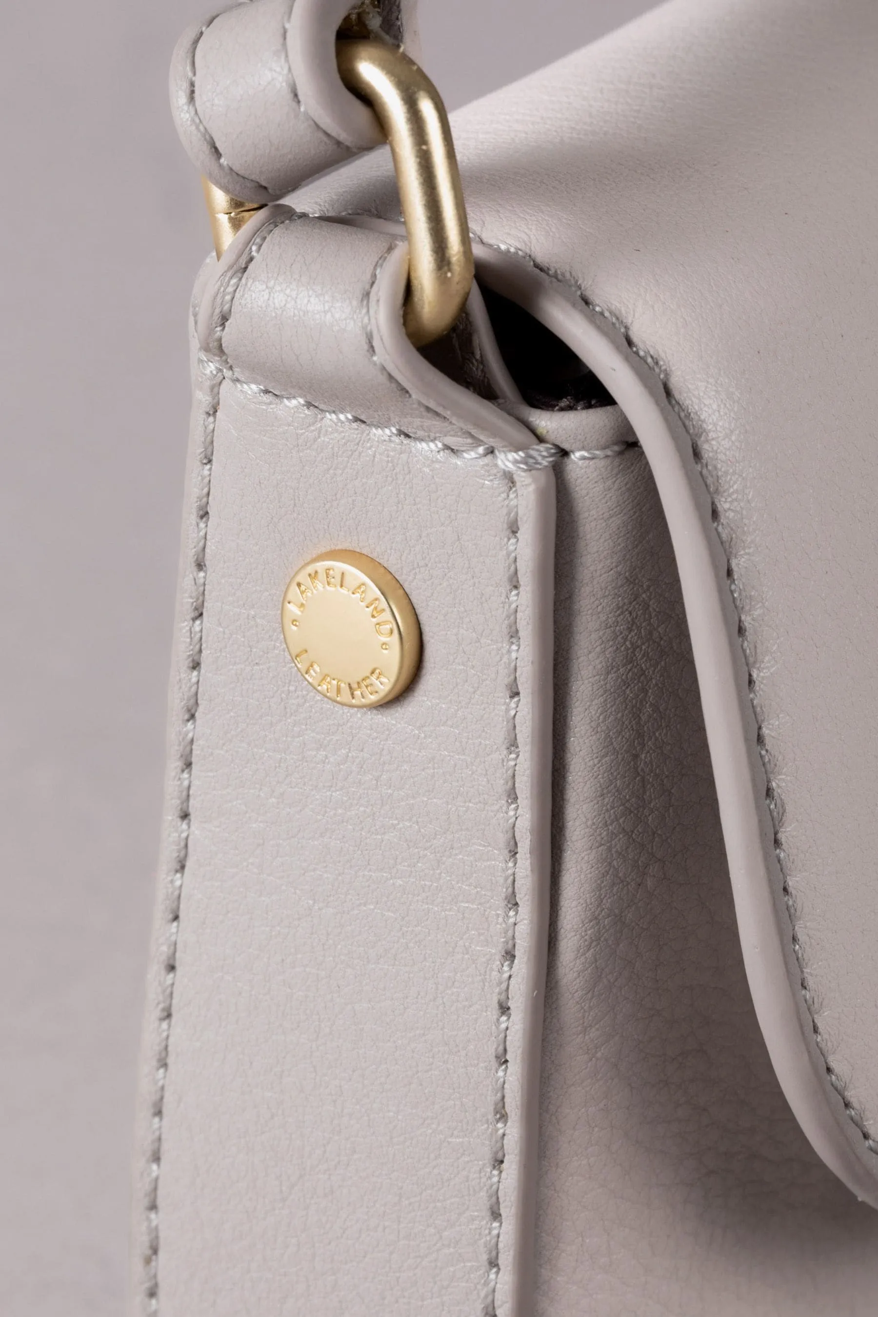 Lakeland Leather - Tarnbeck - Borsa a tracolla piccola in pelle con patella    