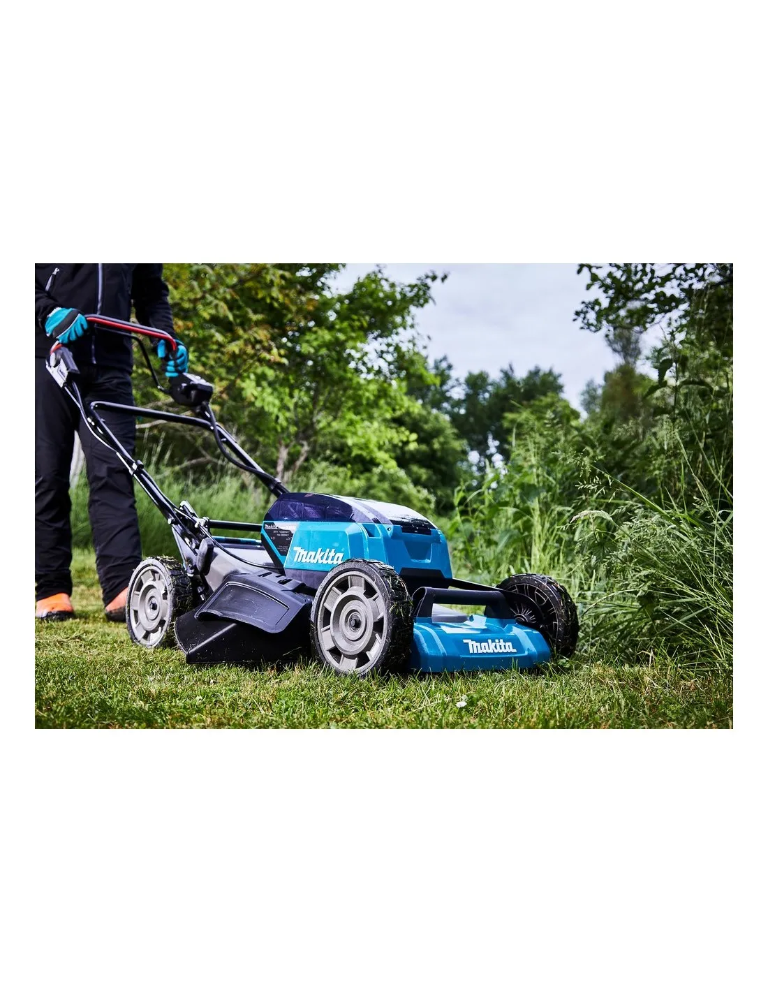 Makita Rasaerba 18Vx2 / 18Vx2 (4 Slot) DLM532Z