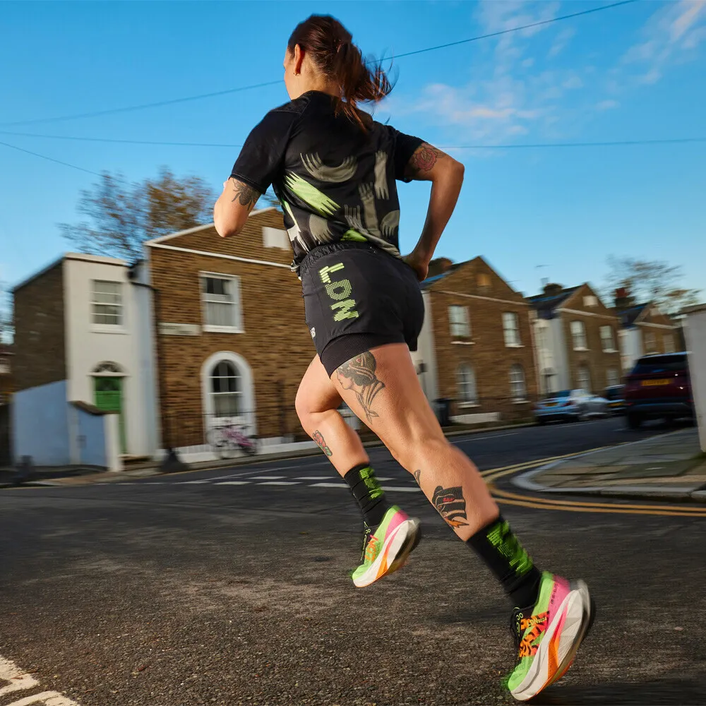 New Balance London Edition FuelCell SuperComp Elite v4 per donna Scarpe da Running - AW24