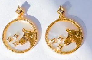 Orecchini rotondi, TORO, colore oro