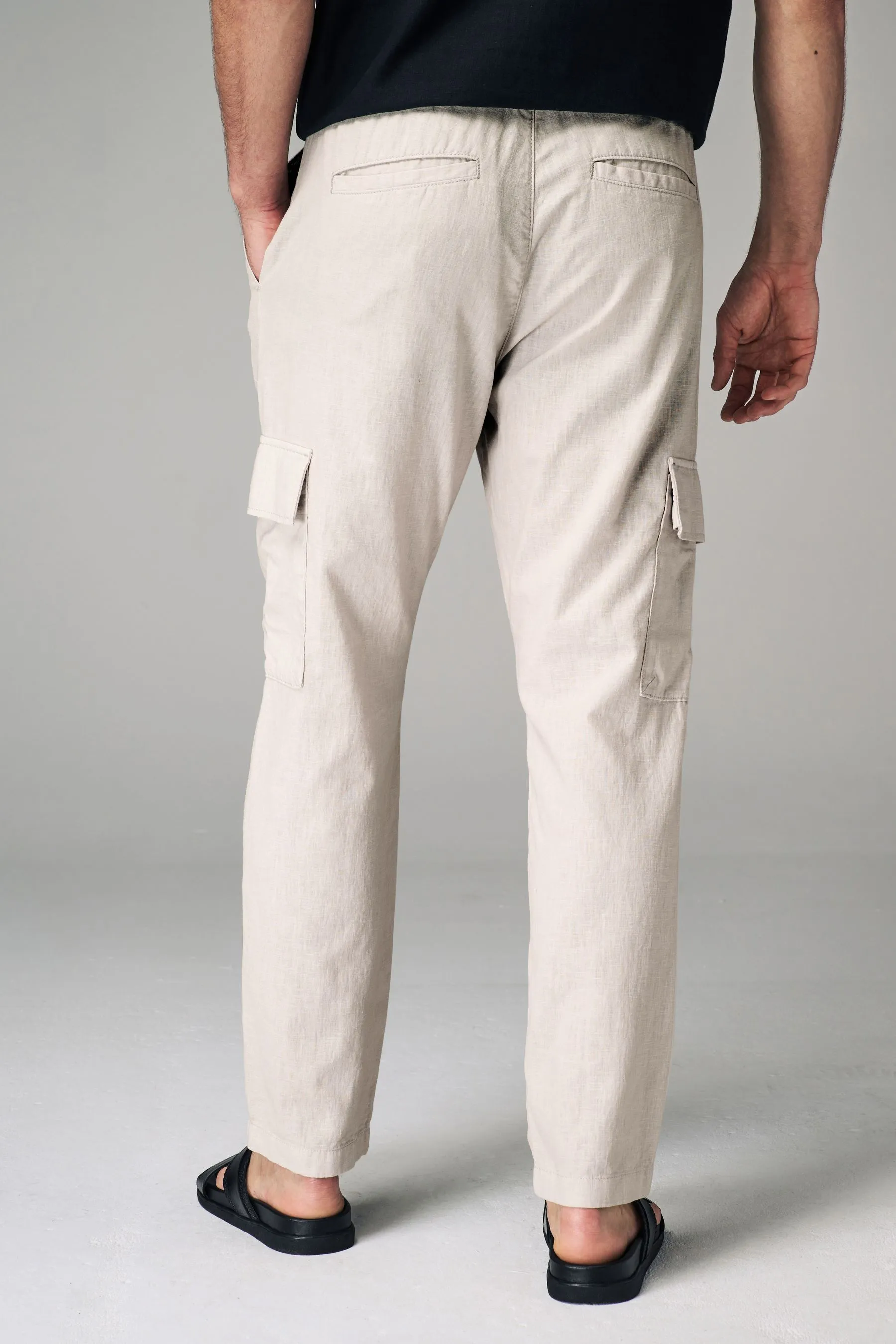 Pantaloni cargo in lino cotone con coulisse elasticizzate