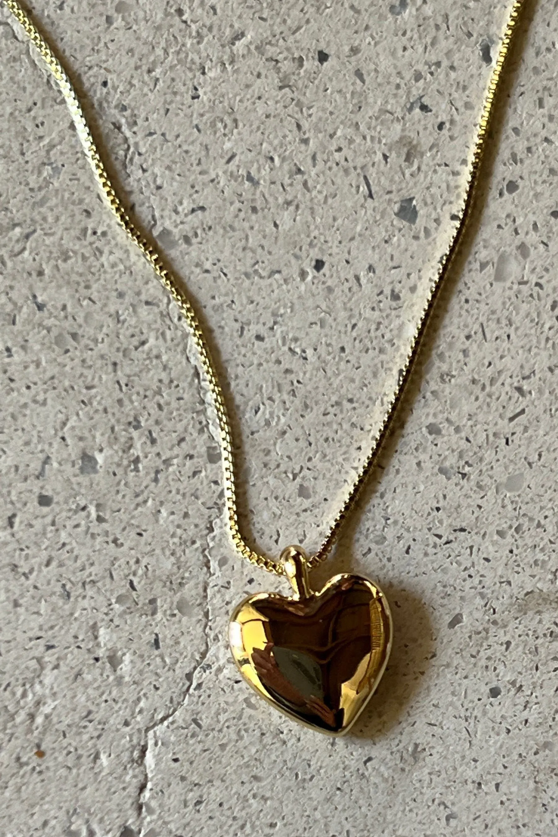 PILGRIM - Sophia - Collana con cuore grande in tessuto riciclato