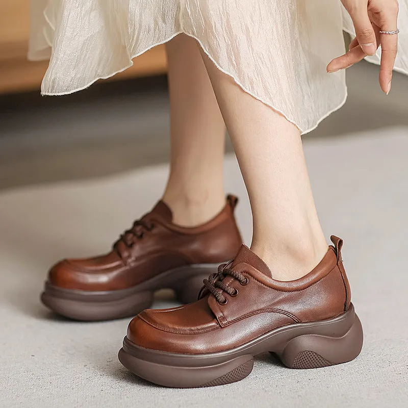 Scarpe casual da donna in pelle retrò con suola spessa