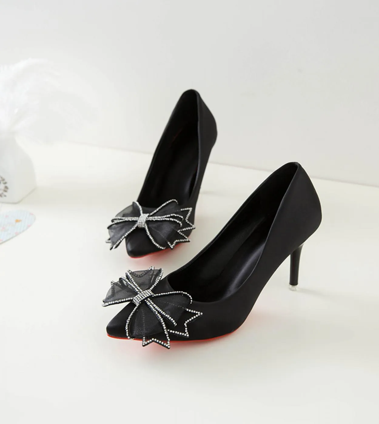 Scarpe con tacco alto in cristallo moda donna primavera autunno 2022 marchio di lusso con fiocco a punta scarpe da donna abito i