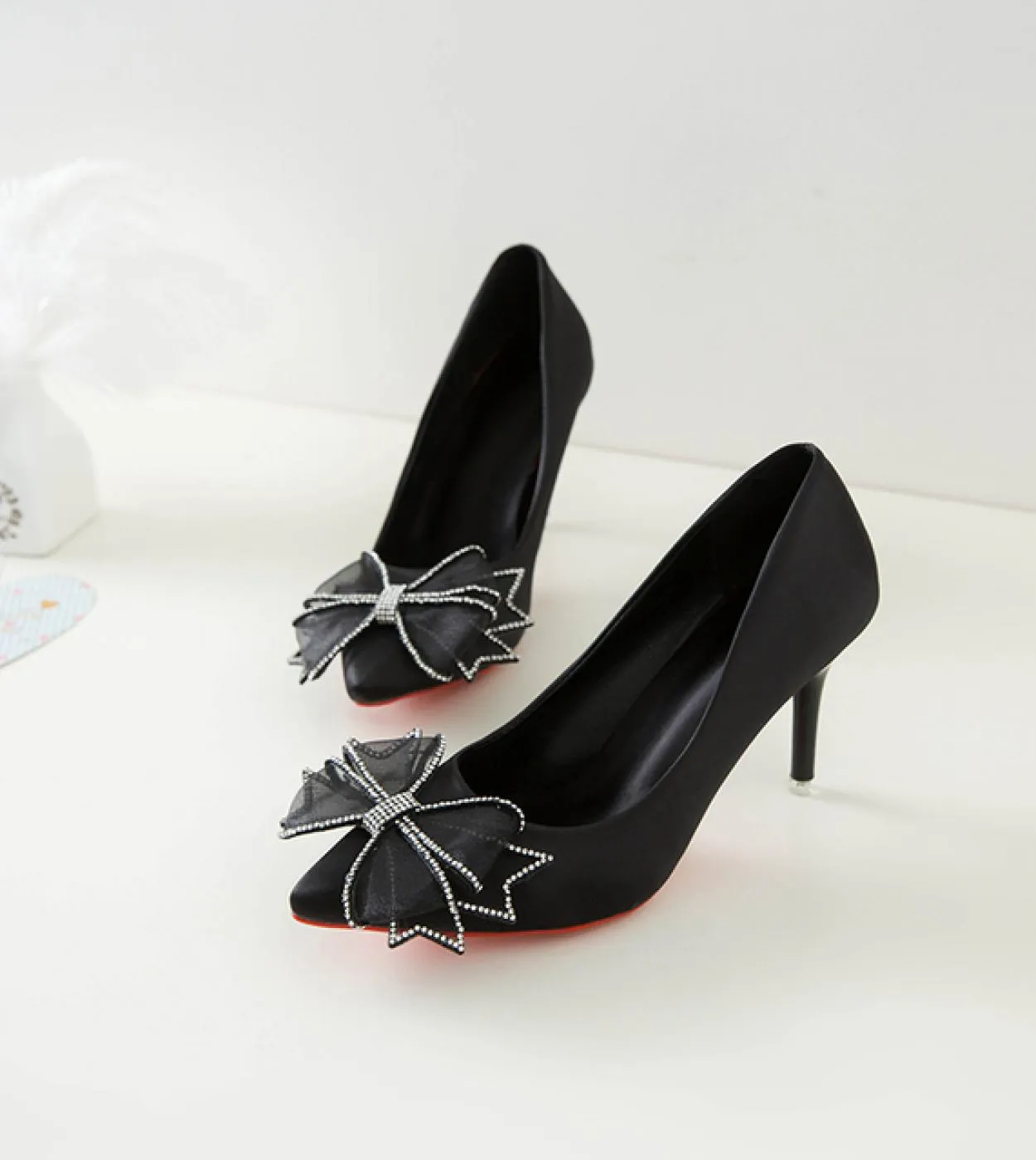 Scarpe con tacco alto in cristallo moda donna primavera autunno 2022 marchio di lusso con fiocco a punta scarpe da donna abito i