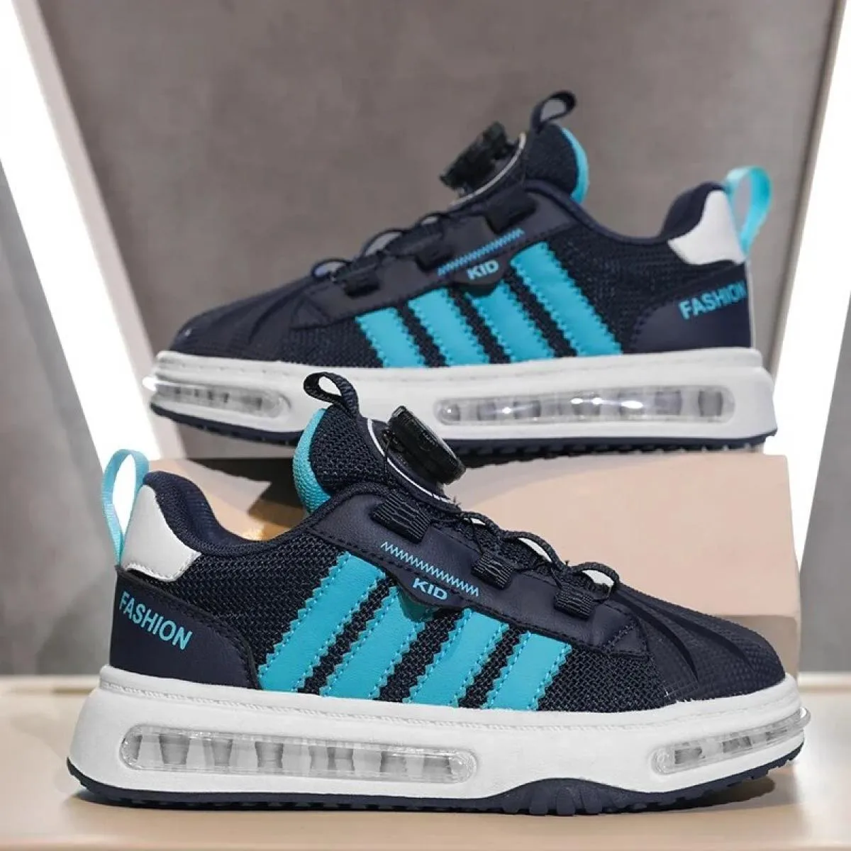 Scarpe da ginnastica per bambini Scarpe casual sportive da ragazzo Moda Autunno Studenti Scarpe resistenti all'usura progettate