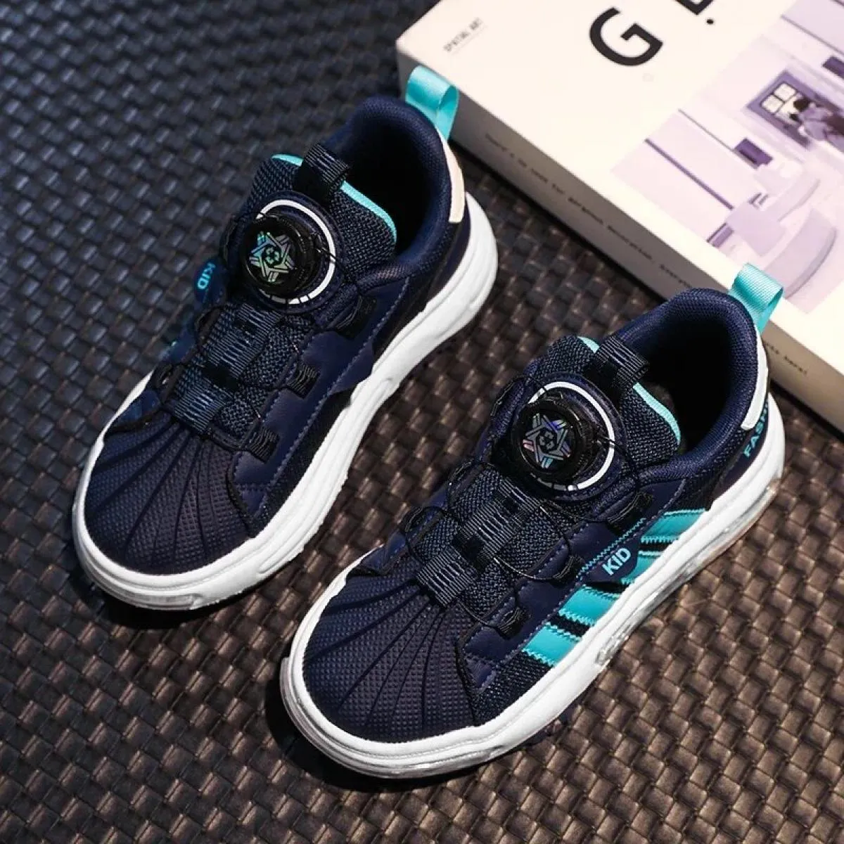 Scarpe da ginnastica per bambini Scarpe casual sportive da ragazzo Moda Autunno Studenti Scarpe resistenti all'usura progettate