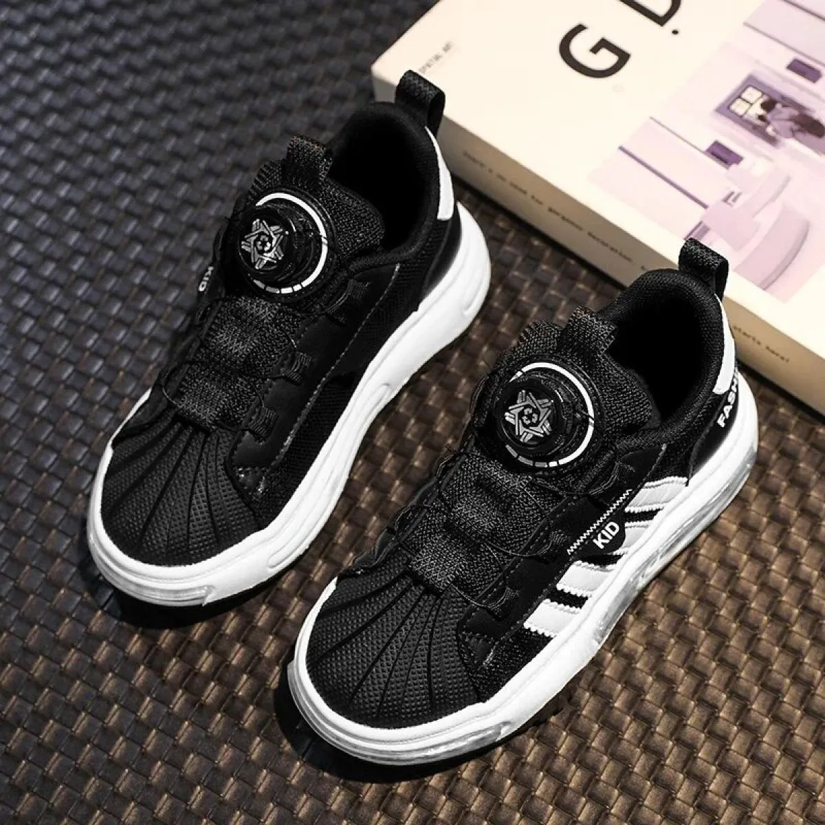 Scarpe da ginnastica per bambini Scarpe casual sportive da ragazzo Moda Autunno Studenti Scarpe resistenti all'usura progettate