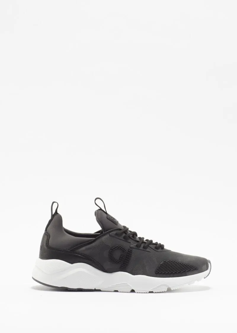 Sneaker in nylon camouflage