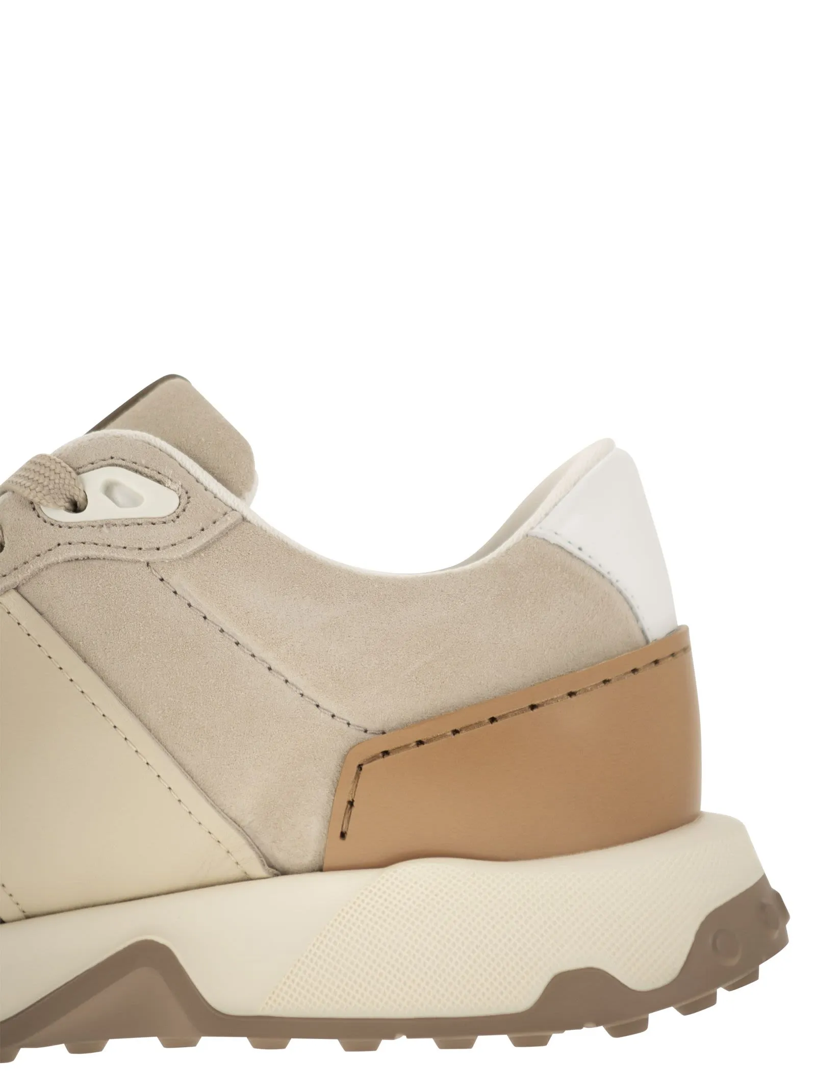 Sneakers in Pelle Scamosciata