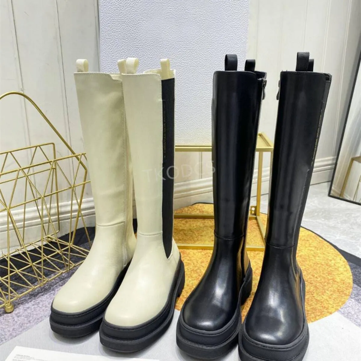 Stivali alti al ginocchio di marca di lusso in vera pelle di alta qualità Stivali da moto con suola spessa e piattaforma da donn