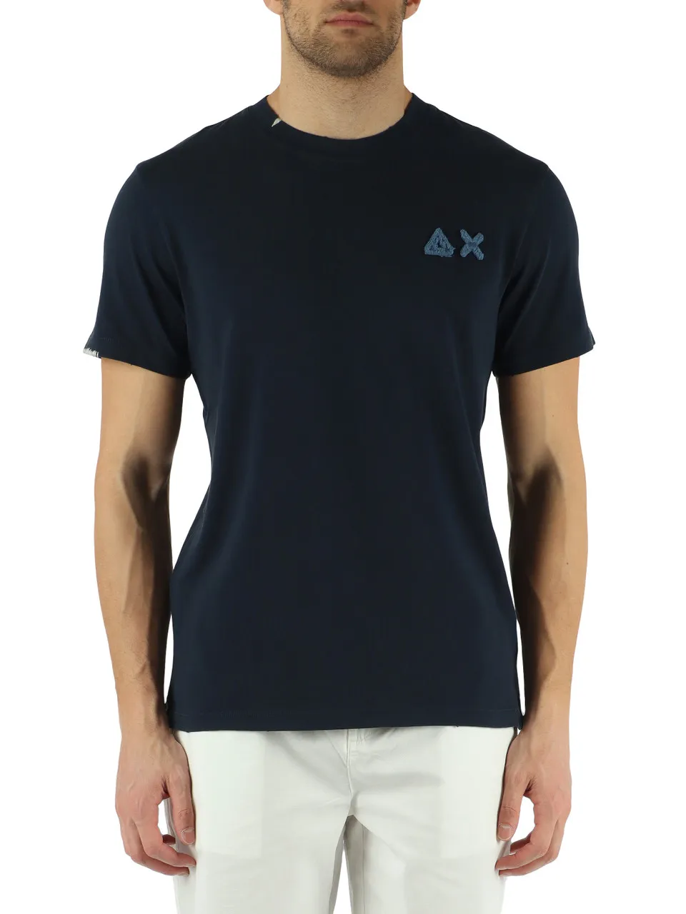 T-shirt in cotone effetto vintage con ricamo logo frontale