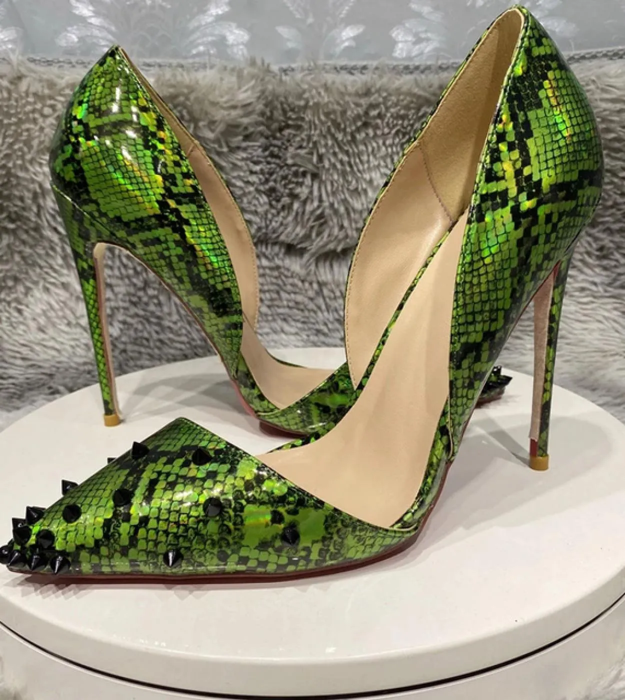 Tikicup Modello di pelle di serpente verde Donna Punta a punta Dorsay Scarpe con tacco alto con punte 8cm 10cm 12cm Borchie Déco