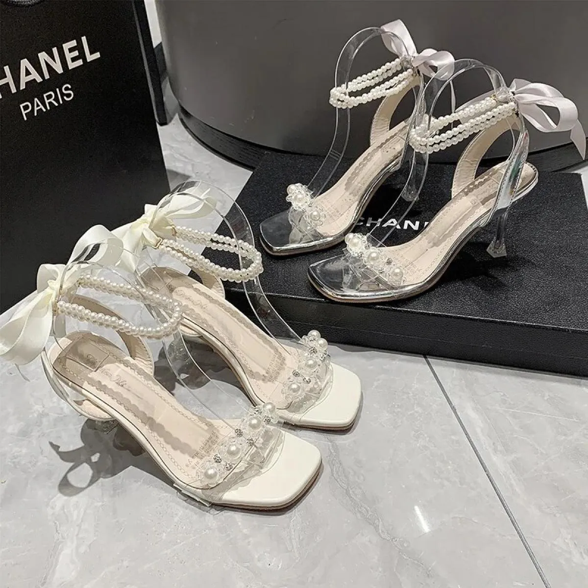 Vendita calda scarpe da donna sandali da donna con perline lussuose scarpe con tacco alto in tinta unita sandali con tacco alto