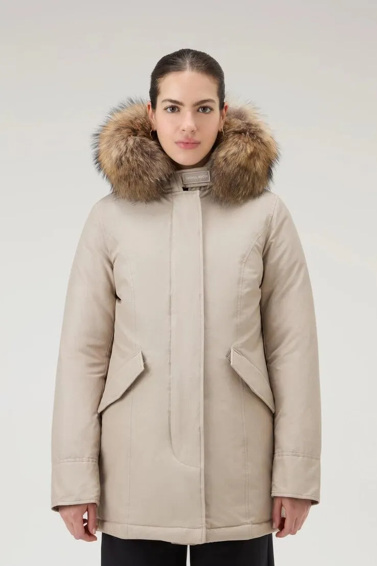 WOOLRICH Arctic Parka in Ramar Cloth con pelliccia removibile